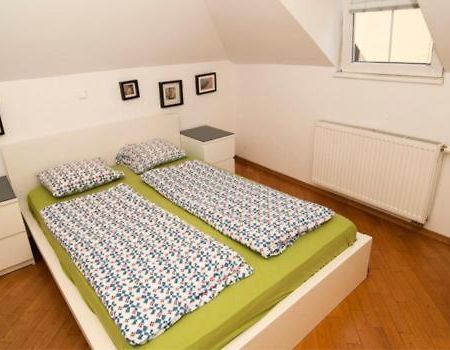 Grand Park Rooms Podgorica Kültér fotó